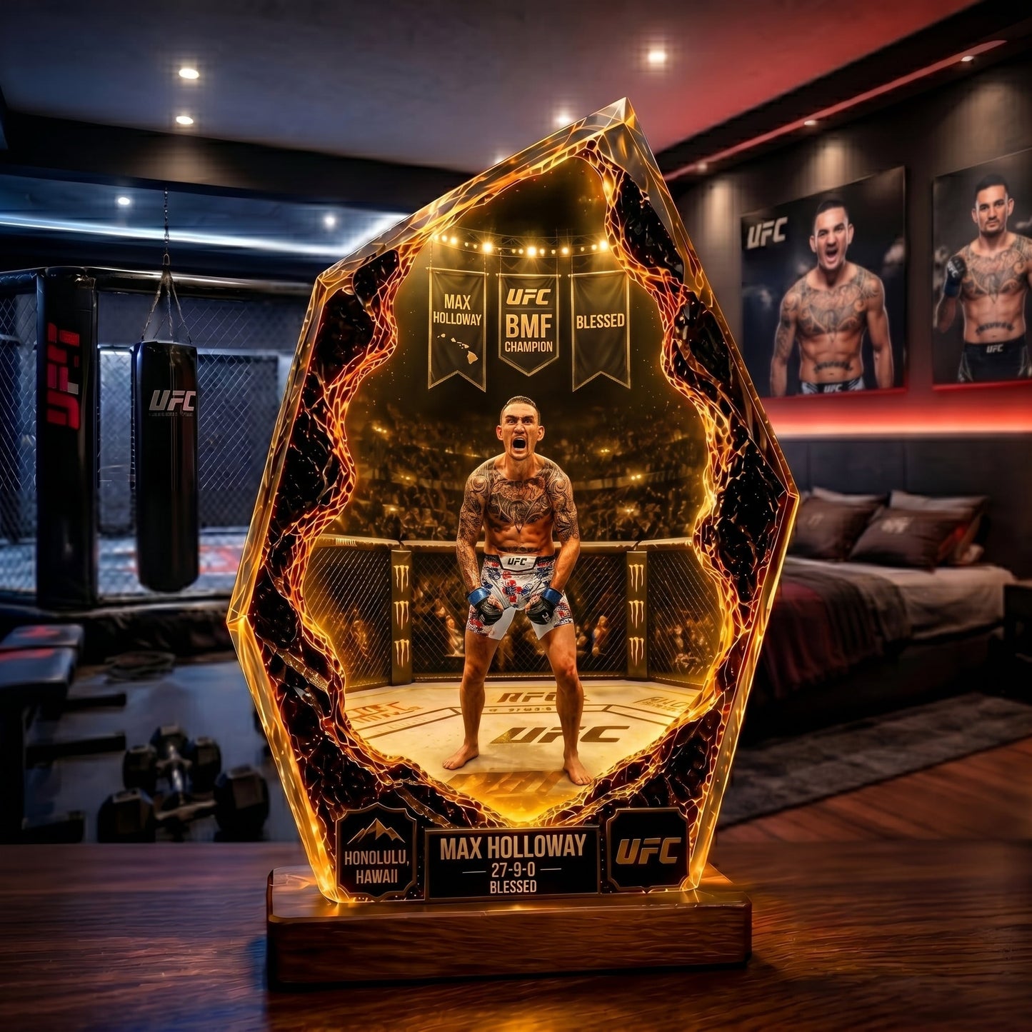 MAX HOLLOWAY